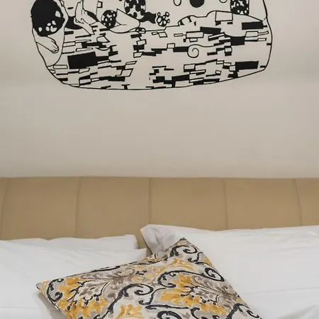 Art Gallery In - Hosted By Sweetstay *